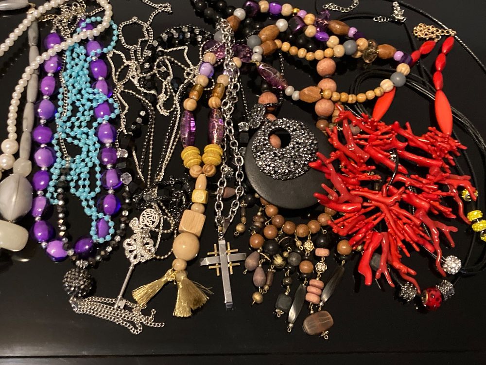 EUPSIIU 8 Pièces Collier Fluo, Collier de Perles Néon, Perles Fluo de Couleur, Bijoux Tour de Cou, Déguisement, Coloré, Accessoires de Déguisement des Années 80 pour les Festivals, Raves et Fêtes
