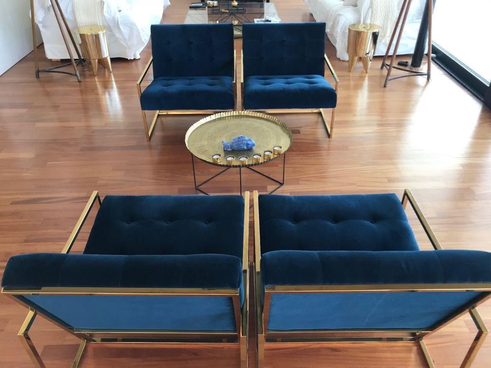 Sessel: 2x Jonathan Adler Goldfinger Blue Velvet Lounge Chair (-47%) – Gebraucht aus niederbipp von estherbenz 2