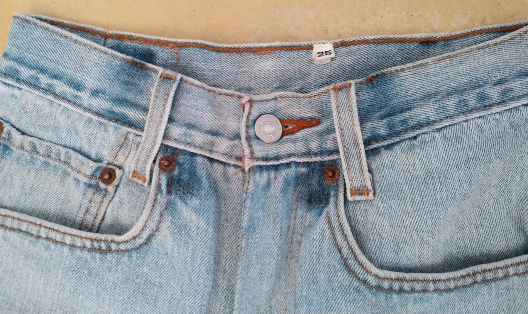 Levi's Jeans: Levi's Jeans Grösse 25 – Usato da Laufen venduto da luzie07 6