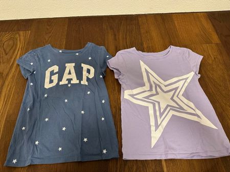 2 GAP T- Shirt Grösse 152/158