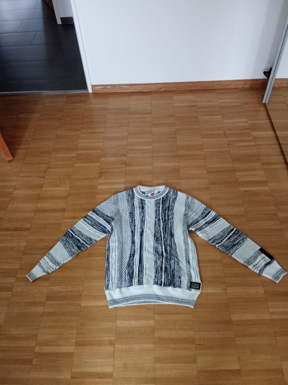 Carlo Colucci Maglioni & Felpe: CARLO COLUCCI PULLOVER S – Nuovo (secondo la descrizione) da Bretzwil venduto da Ulas5757