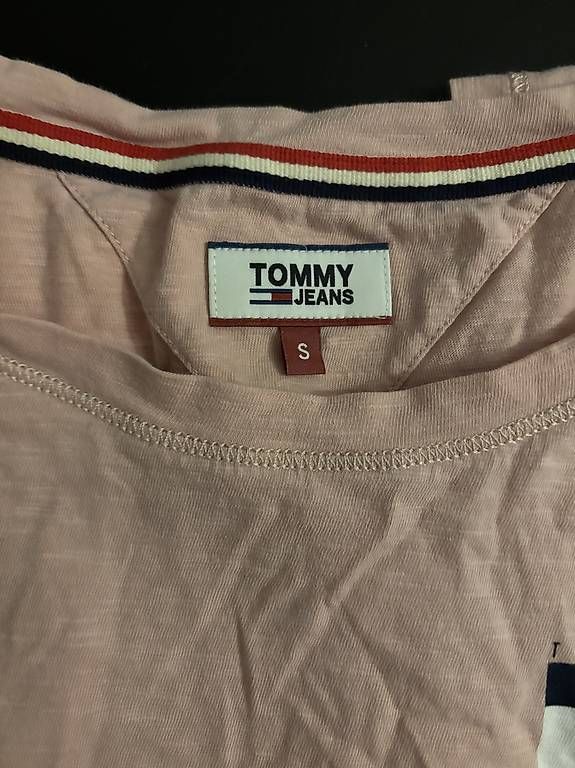 T-shirt: Tommy Hilfiger T-Shirt Gr. S – Usato da Kehrsatz venduto da ale_zpc6 1