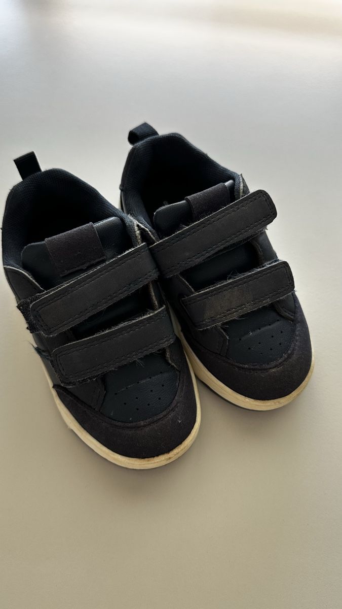 Next Scarpe da uomo: Lauflernschuh / Sneakers – Usato da Zürich venduto da KrisZH 1