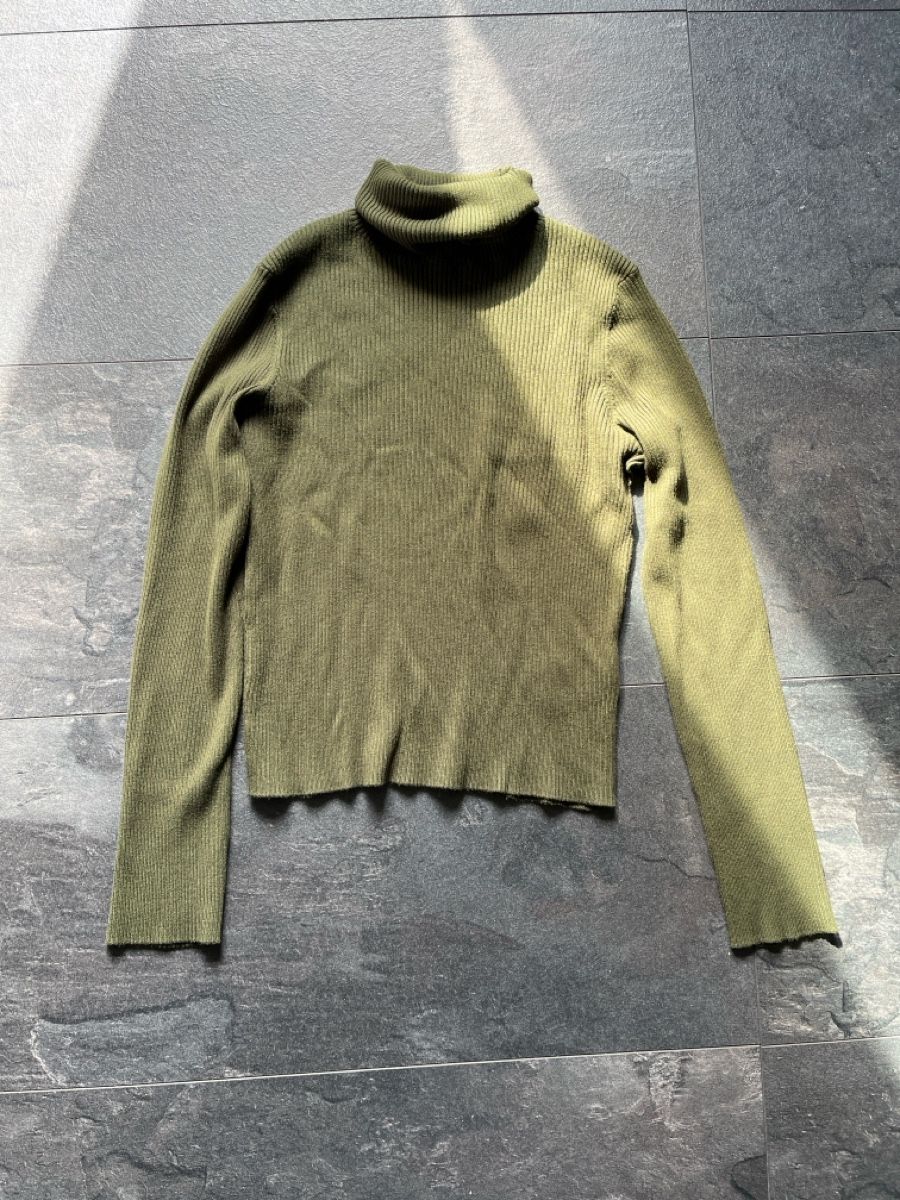 H&M Pulls & Sweat-shirts: Rollkragenpullover in Olivgrün – D'occasion à Dinhard par Tatjjj
