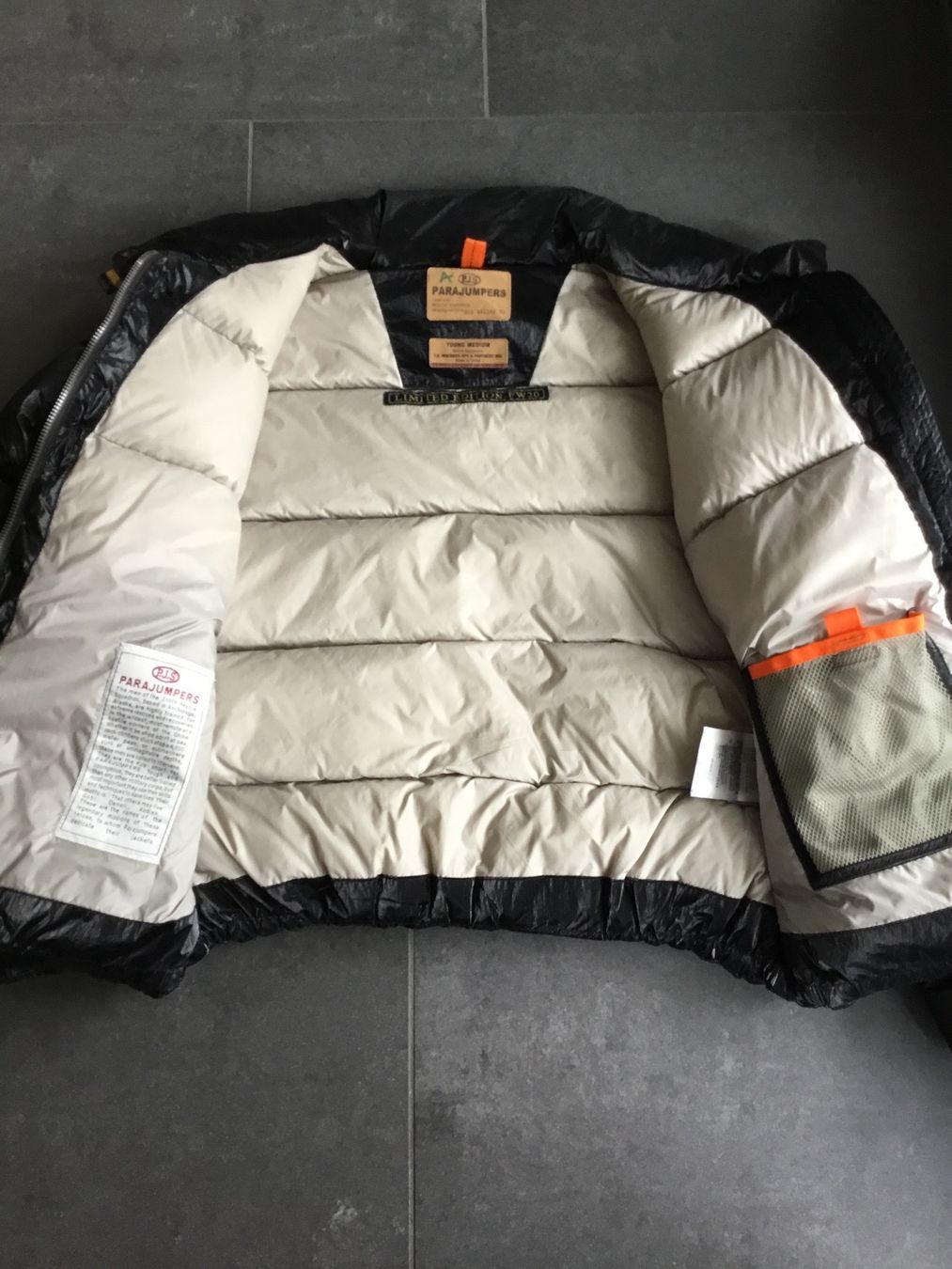 Parajumpers Giacche & Cappotti: Parajumpers Winterjacke TOP Young medium – Usato da Niederlenz venduto da Naluchi 1