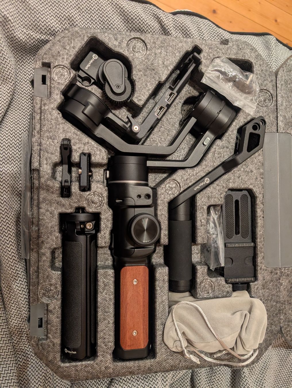 Feiyu Tech Altri Accessori: Feiyutech Gimbal AK2000S Advanced – Usato da Schwarzenegg venduto da Chiesa 7