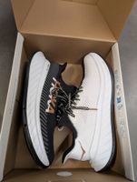 Hoka Carbon X 3 Wettkampfschuh mit Carbonplatte  Neu