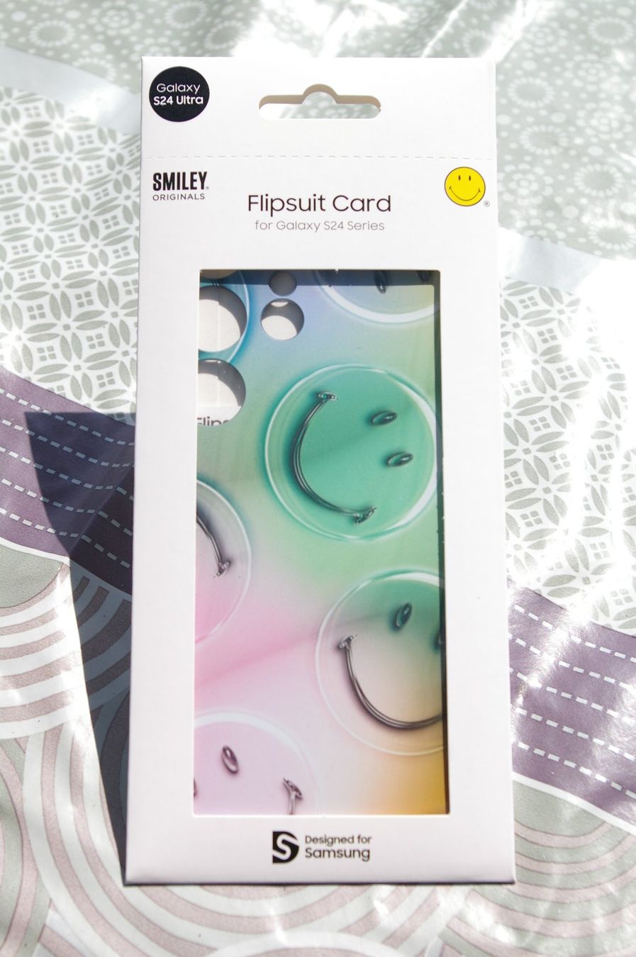 Samsung Coques & Protection écran: Samsung S24 Ultra Smiley Bubble Card – Neuf avec emballage d'origine à Niederurnen par mowgli_1963
