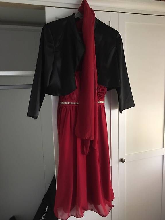 Kleider: Abendkleid – Gebraucht aus Volketswil von mascalzone-latino 1