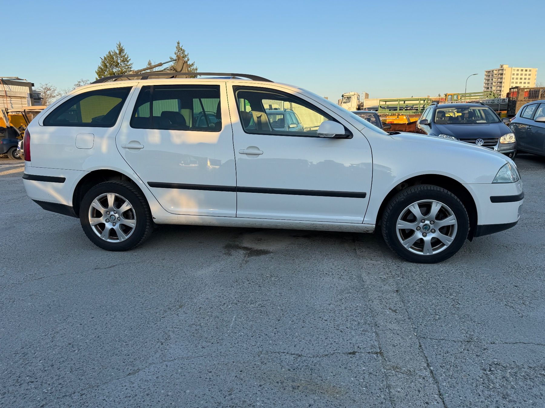 Skoda Autos: Skoda Octavia 2.0 TDi Combi 4x4 – Gebraucht aus Erlinsbach von Tikitrader 3