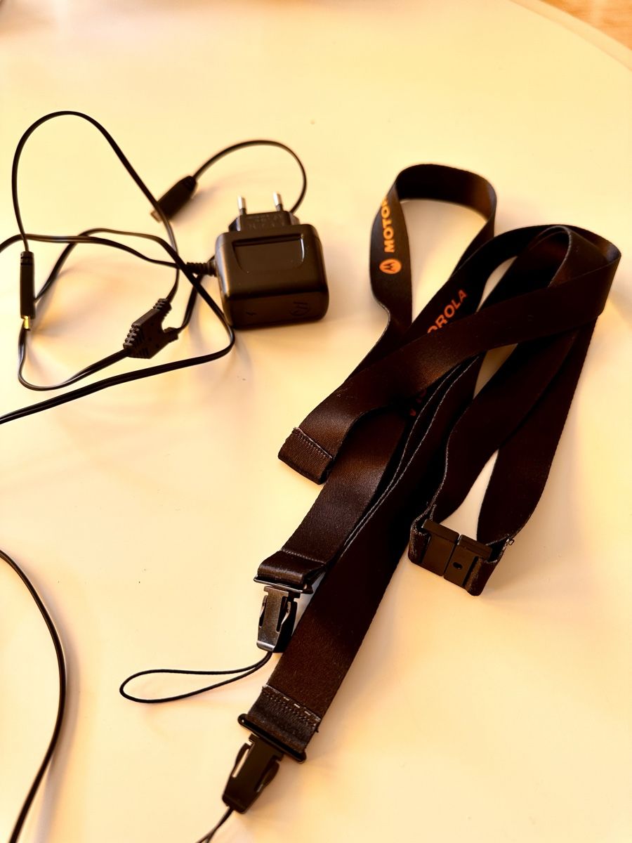 Motorola Radiocomunicazione: Funkgerät (Walkie-Talkie) – Usato da Leuggern venduto da mariok79 4