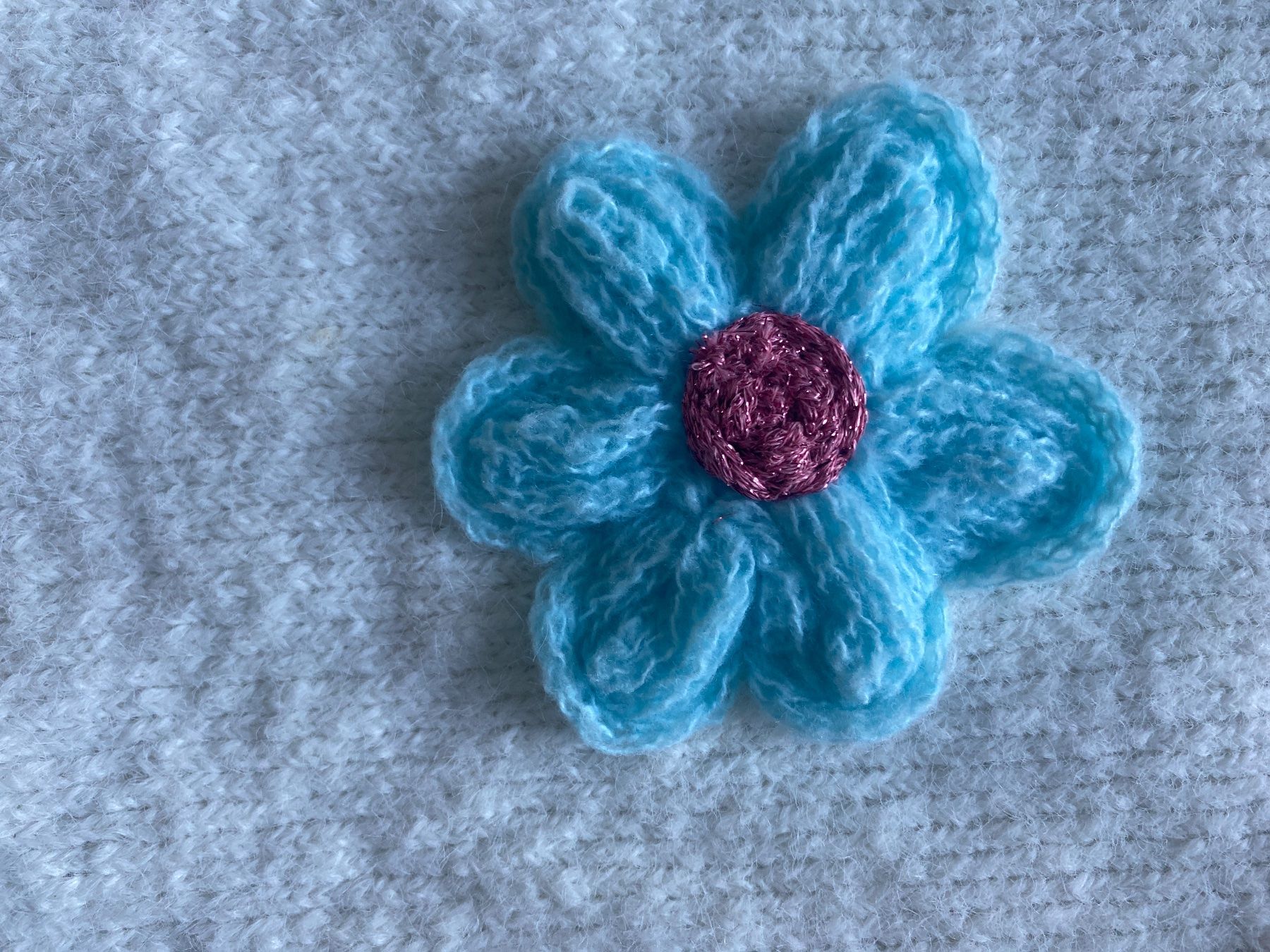 Maglioni & Felpe: Strickpullover mit Blumen – Usato da Erlenbach ZH venduto da baa_w7jc 1