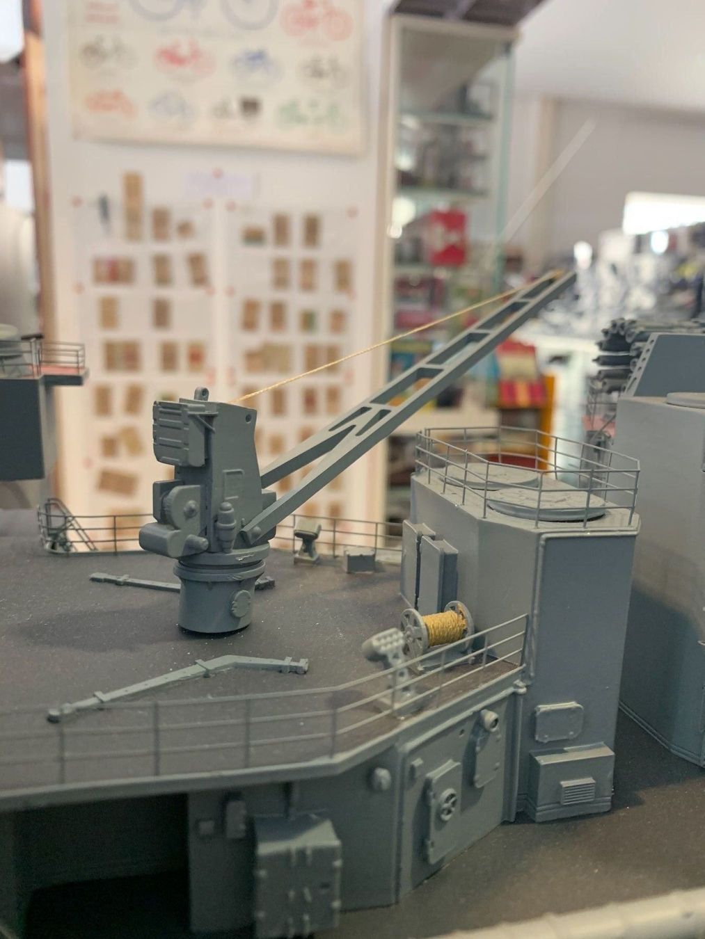 Kit di modellismo & Modellini statici: Graupner ship Admiral Panteleyev 1:100 – Usato da Chiasso venduto da Carrara-Modellismo 1