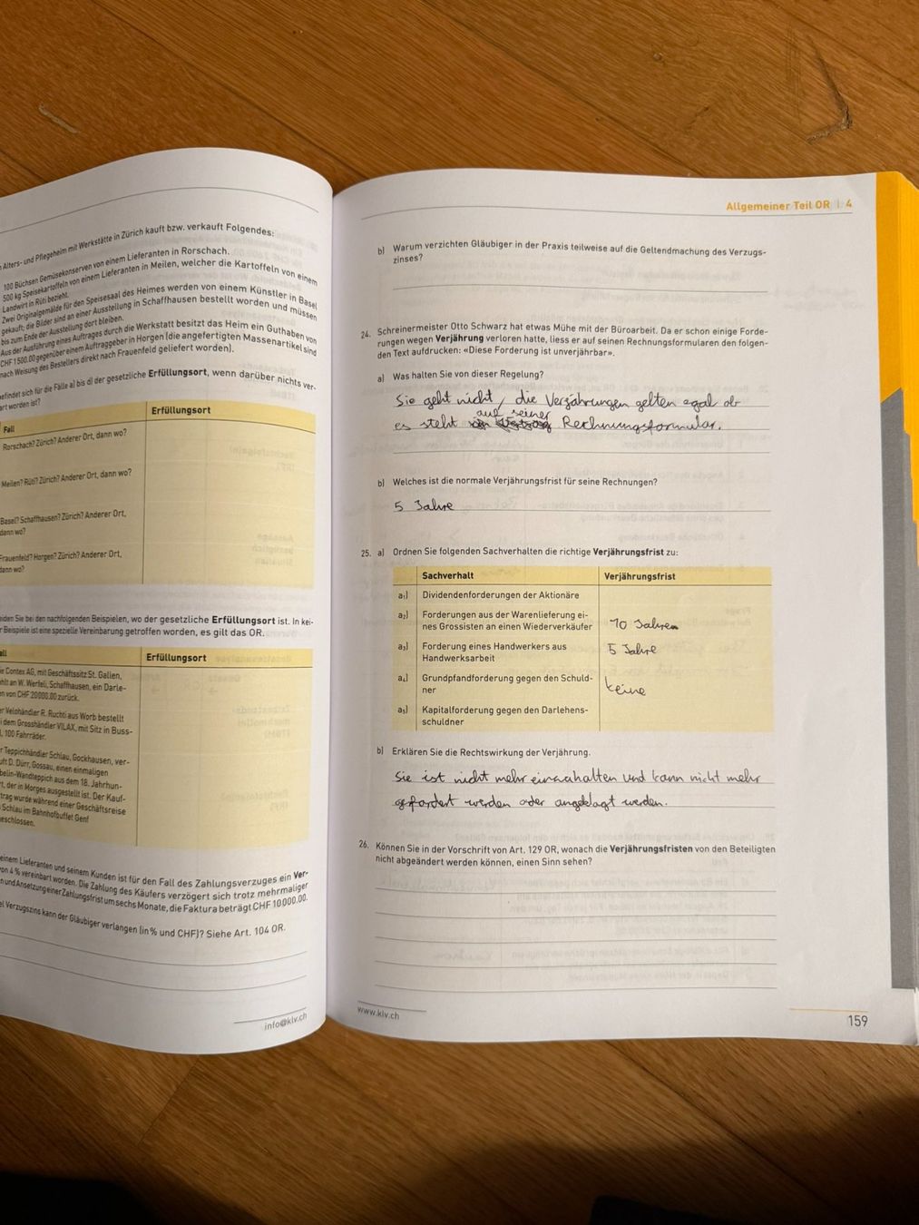 Libri: Recht Praxisorientierte Einführung, KLV, benutzt – Usato da Adliswil venduto da lmezei 1