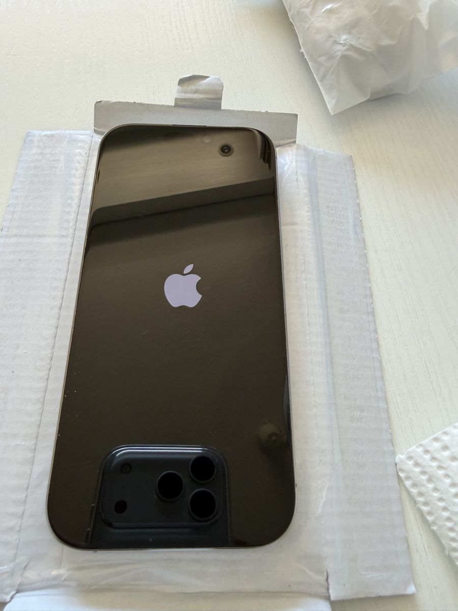 Apple Handys / Smartphones: iPhone 16 Pro 256GB titan – Gebraucht aus Wädenswil von mau_ss6t 1