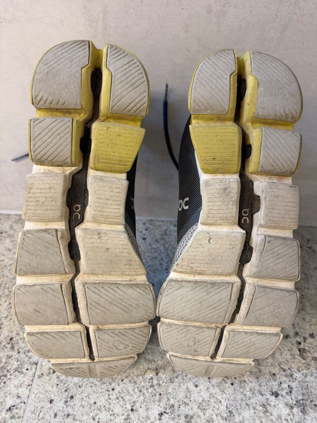 On Scarpe da uomo: On Schuhe Grösse 42 – Usato da Geroldswil venduto da Jeremy11 9