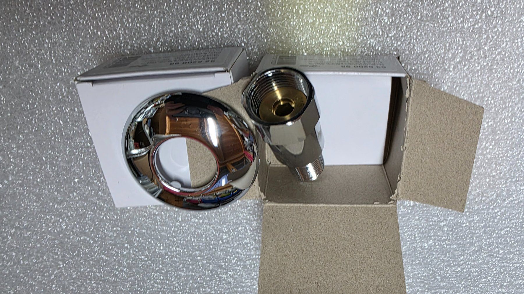 Lampen: Ballofix 1/2 x 3/4 – Neu und originalverpackt aus Bionnens von Meg011