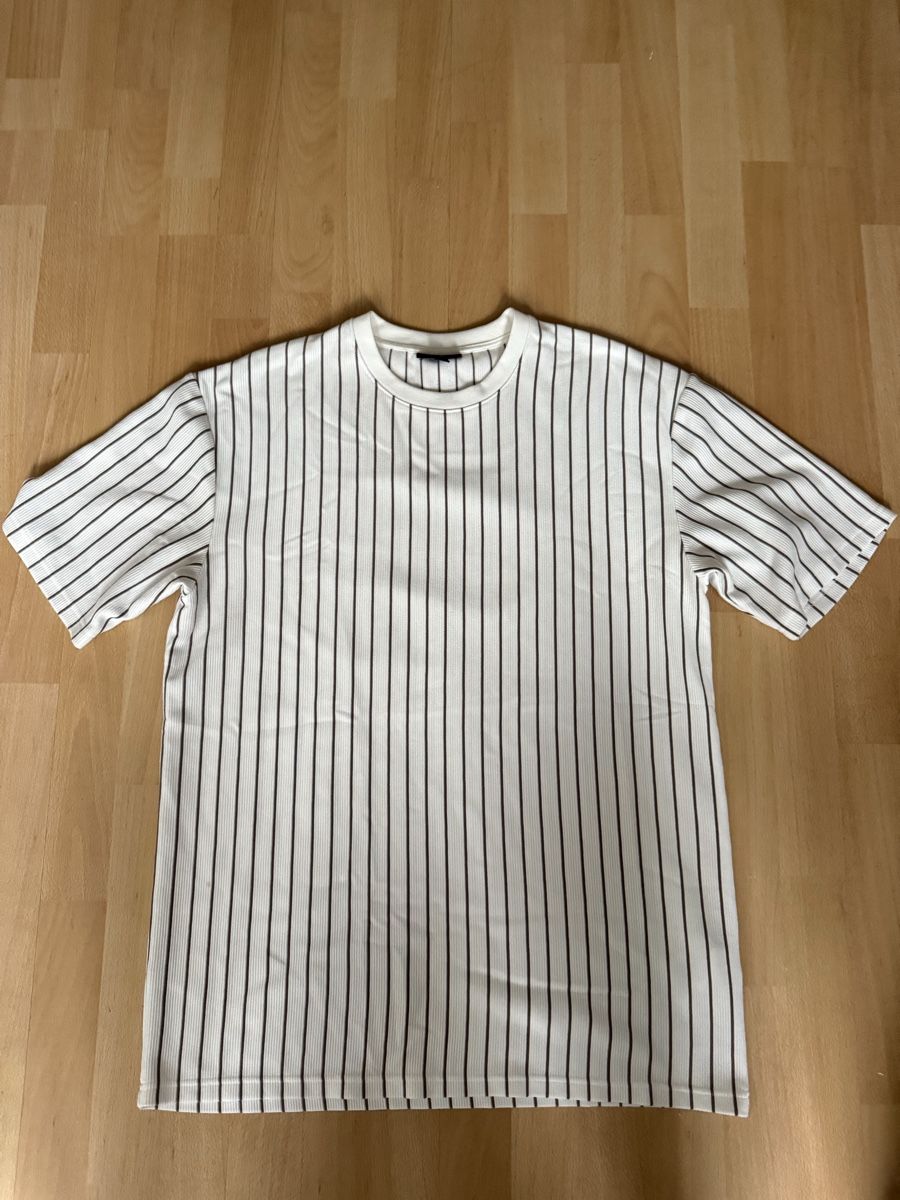 T-shirt: T-Shirt – Usato da Muhen venduto da marc1995