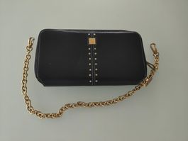 Elegantes Lederportemonnaie Guy Laroche mit Kette