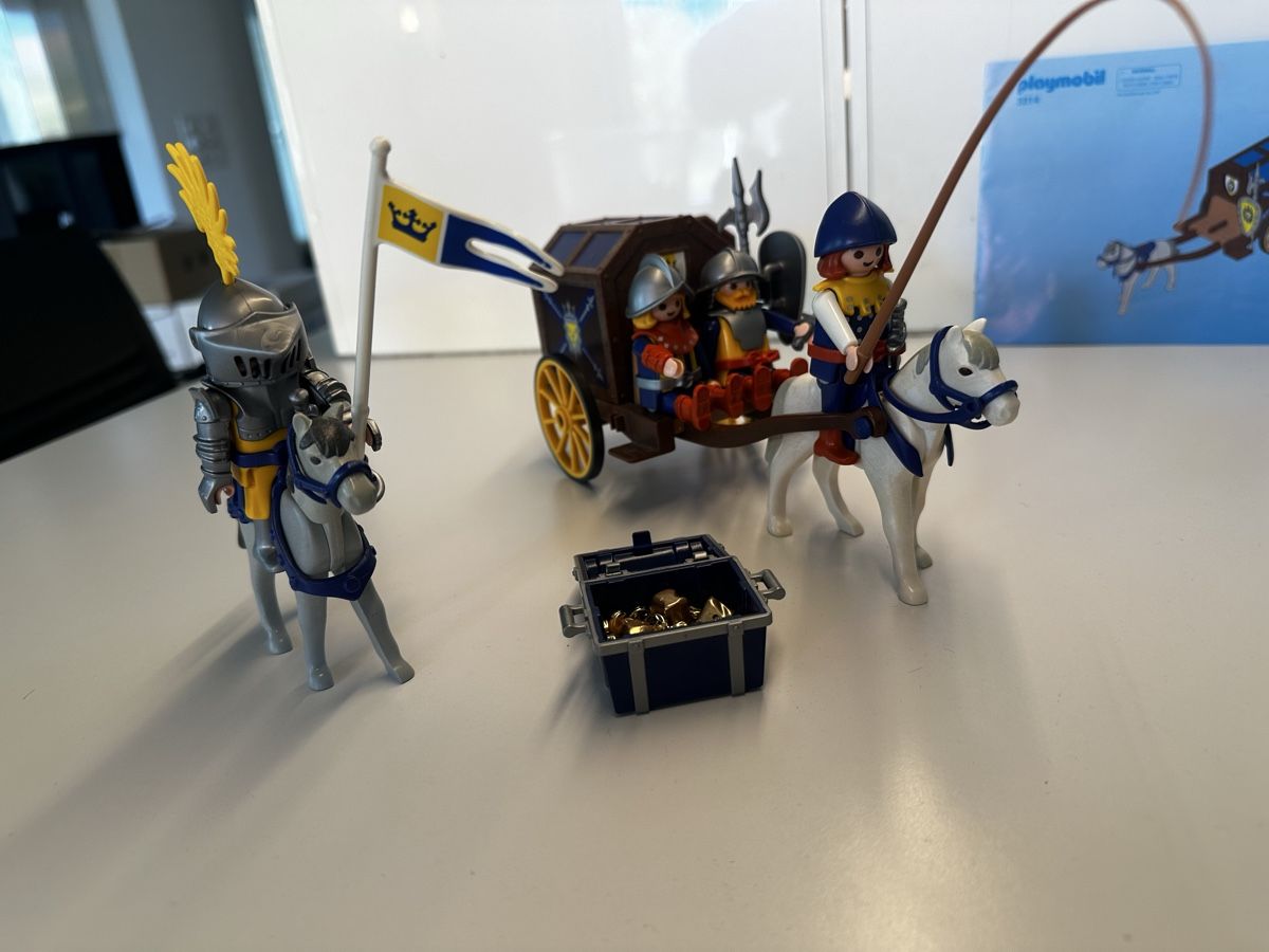 Playmobil Giocattoli: Playmobil Ritter Set mit Kutsche gebraucht – Usato da Solothurn venduto da tab_8zc7 3