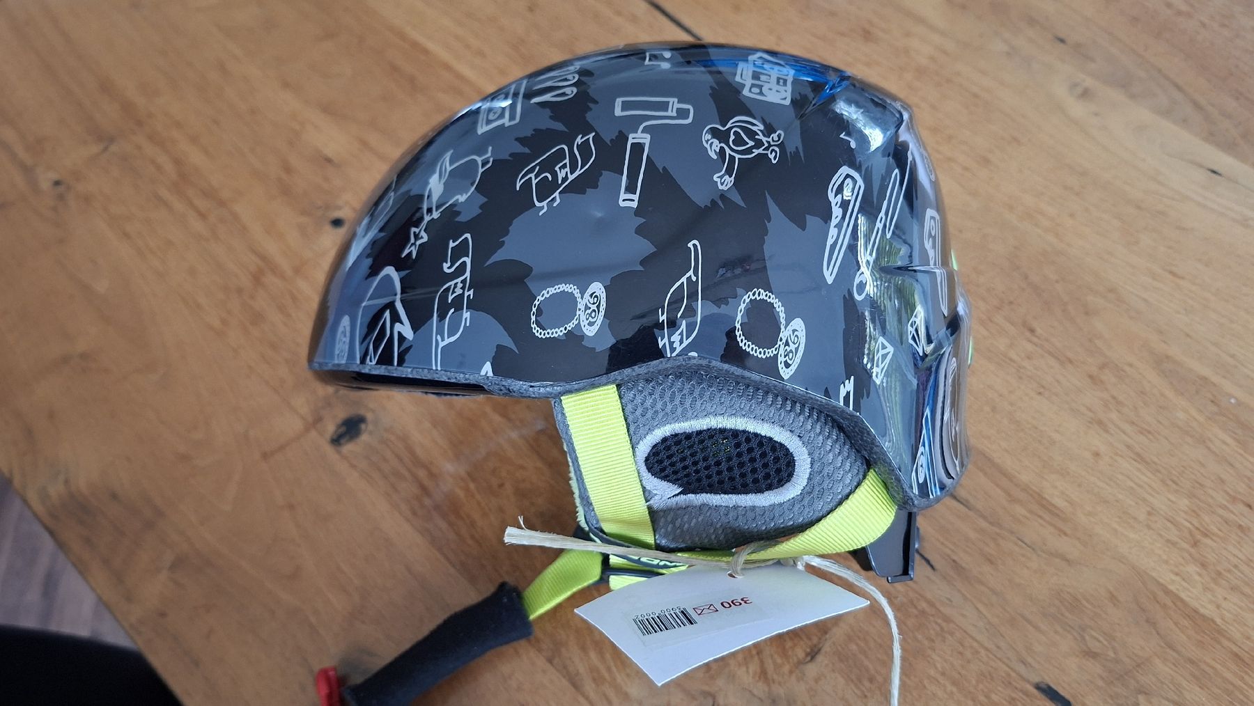 Helme: Casque de ski pour enfant – Gebraucht aus Domdidier von SophieSG