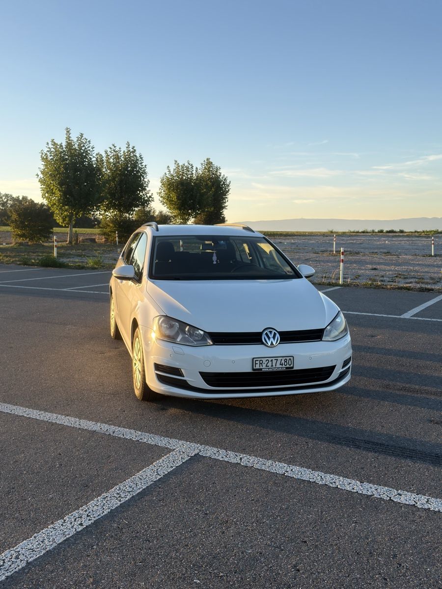 VW Automobili: VW Golf 7 Variant – Usato da Ueberstorf venduto da flo_25rn 1