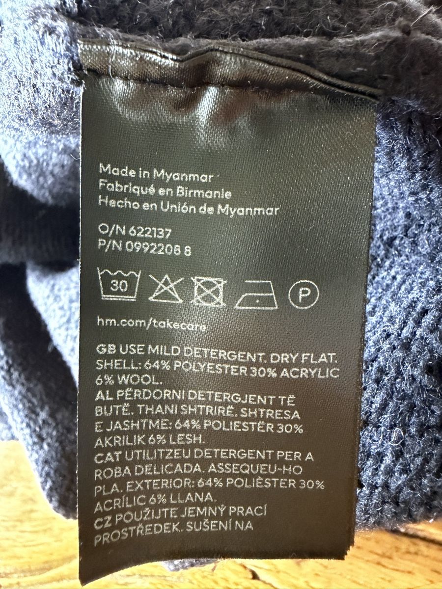 H&M Pullover & Sweatshirts: H&M Pullover  – Gebraucht aus Zürich von Evegallucci 4