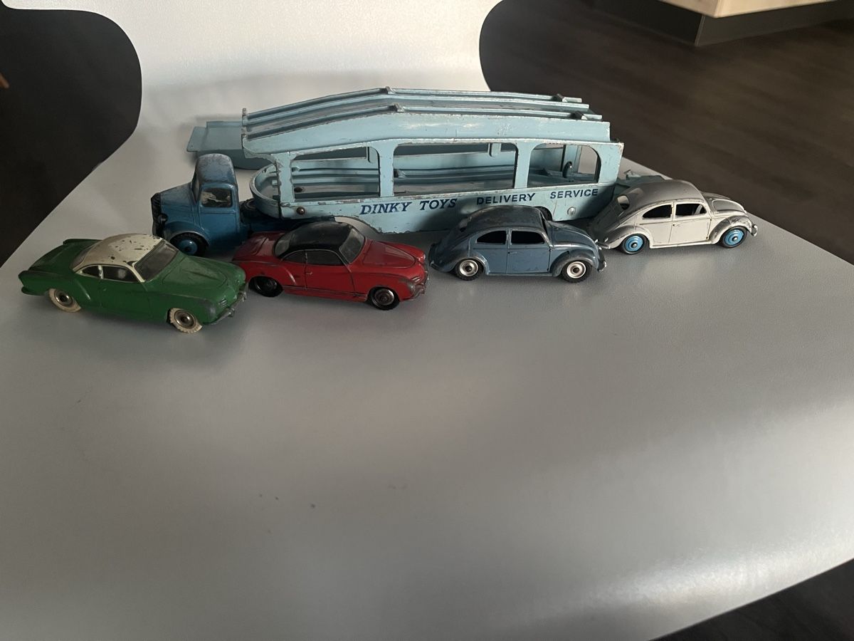 Dinky Toys Modellini d'auto: Dinky Toys VW Transport Käfer Karmann Ghia Pullmore – Usato da Tafers venduto da Hansi-44 5