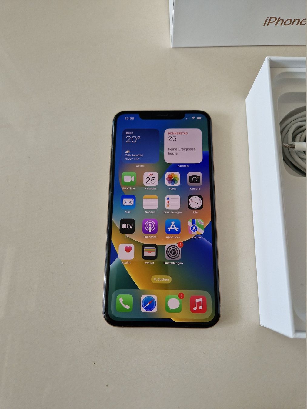 Apple Handys / Smartphones: iPhone Xs Max 64GB Gold 2314 – Gebraucht aus Münchenbuchsee von  1