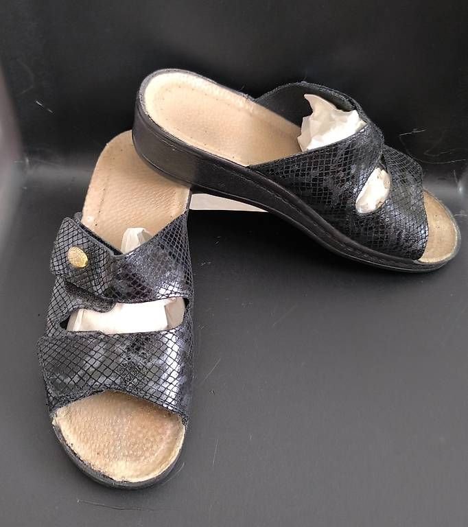 Damenschuhe: Sanital Light Sandalen  EUR 39 – Gebraucht aus Pully von vir_58dk 1