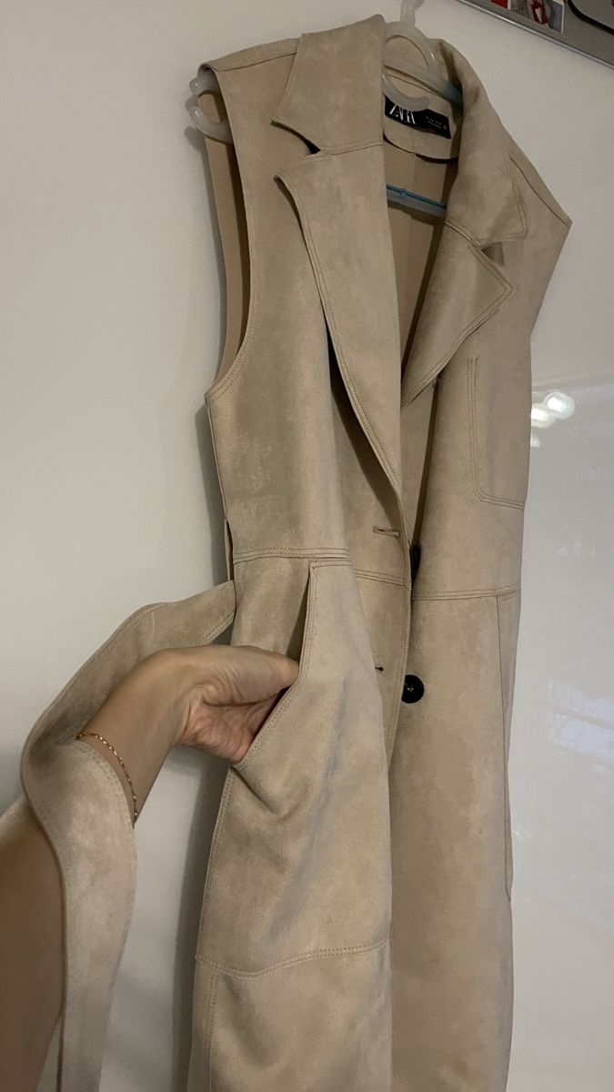 Zara Gilet & Giacche senza maniche: Weste Suede von Zara – Nuovo (secondo la descrizione) da Lausen venduto da sim_hgp6 4