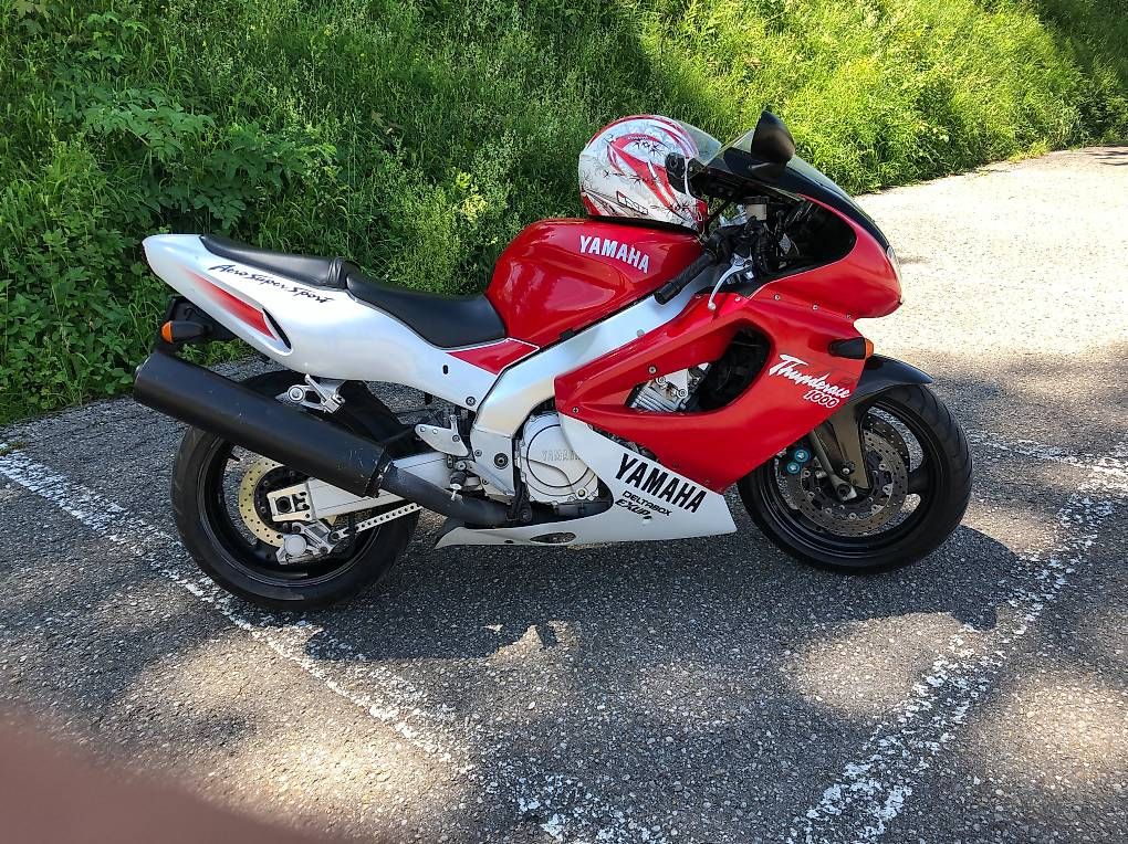 Yamaha Strada: YAMAHA YZF 1000R Thunderace – Usato da Ebnat-Kappel venduto da PeterF05