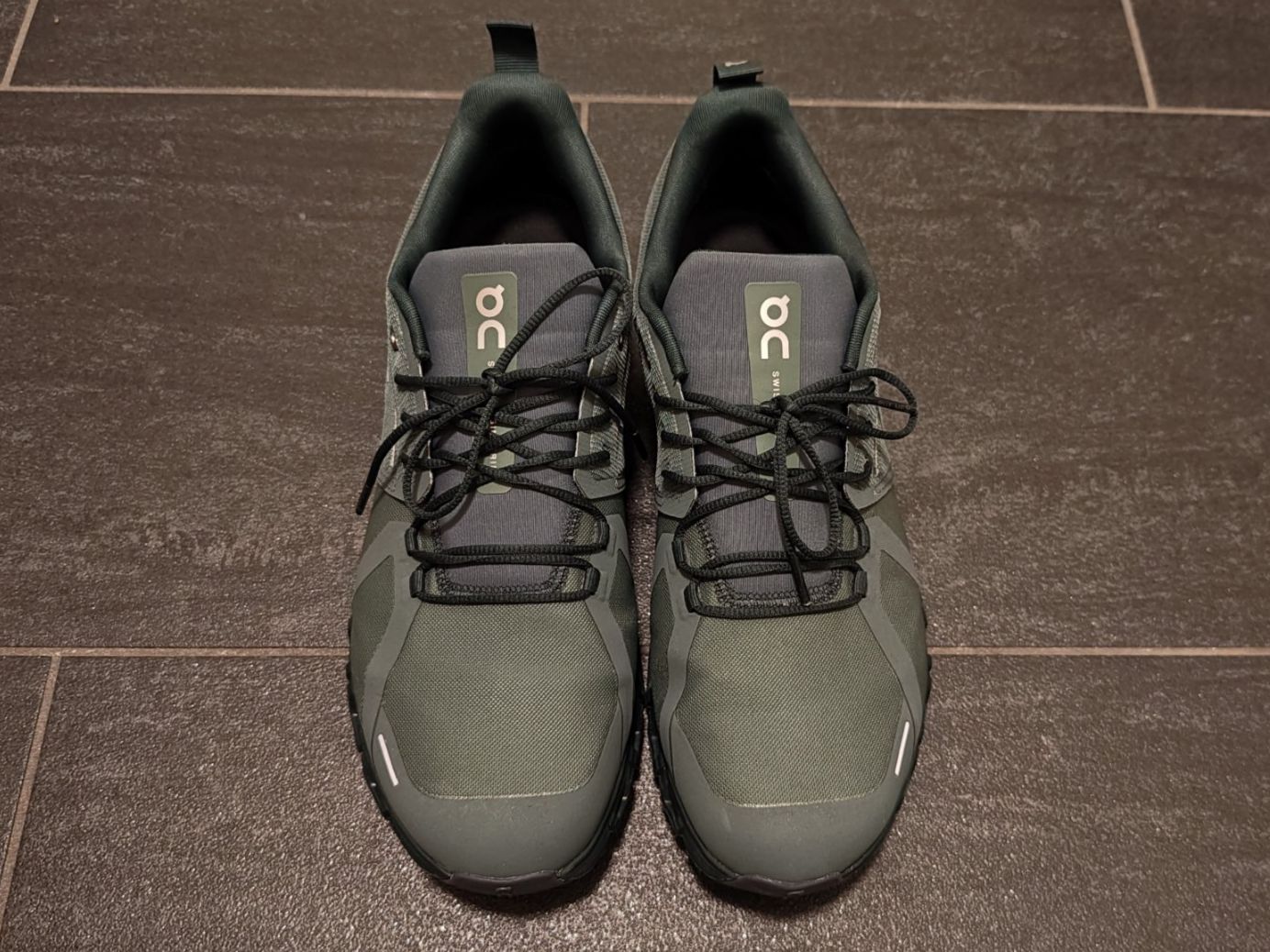 On Herrenschuhe: ON Cloud 6 Waterproof Herren Sneaker (Grösse 47 EU) – Neu (gemäss Beschreibung) aus Emmenbrücke von LeKouz 1
