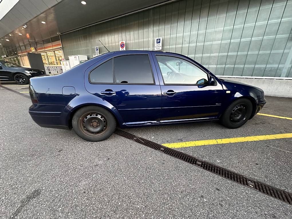 Autos: VW Bora 2.3 VR5 – Gebraucht aus Wolfhalden von leo_2qky