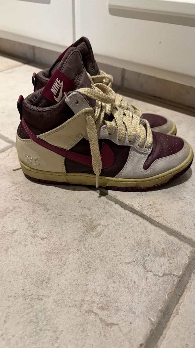 Nike Scarpe per ragazzi: KINDER NIKE DUNK HIGH 85 VINTAGE SNEAKER GR.38 – Usato da Thalwil venduto da olh_7cpg 1