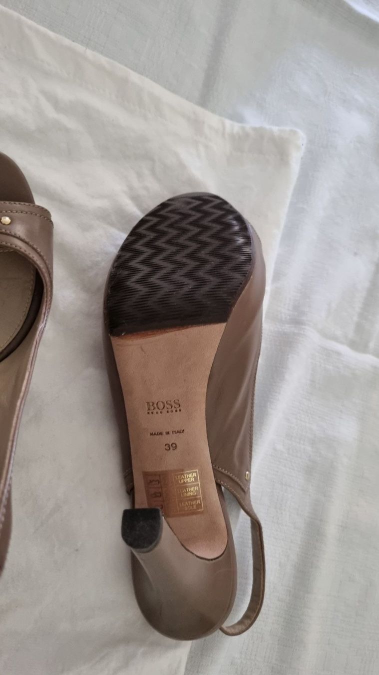 Hugo Boss Damenschuhe: Wunderschöne High Heel von Hugo Boss Gr. 39 – Gebraucht aus Schneisingen von backstore24 4