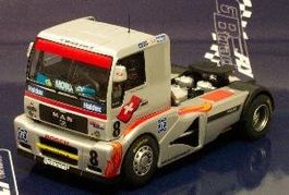 Fly GBtrack 08017 MAN TR 1400 CH 2001 SlotCar LkW Carrera