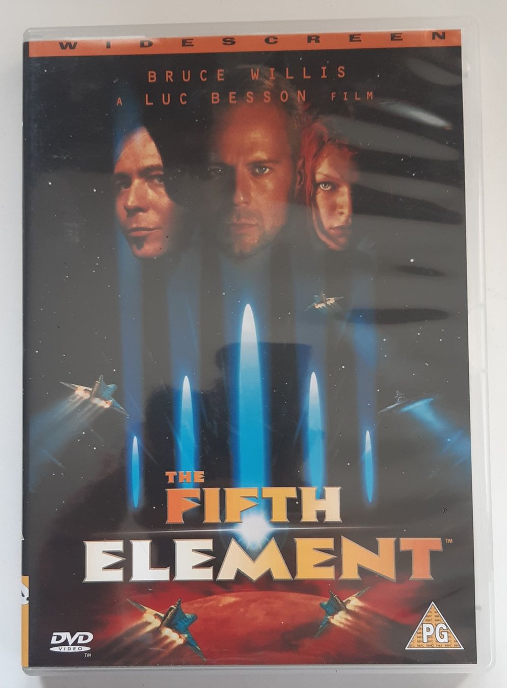 Tutti i DVDs: DVD The Fifth Element – Usato da La Chaux-de-Fonds venduto da beasach