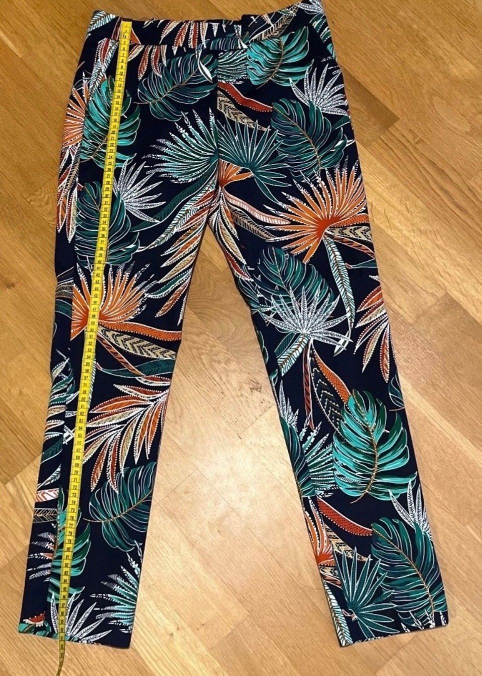 Mango Hosen: Tropical Leaf Print MNG Capris - Size 38 Perfect for Su... – Gebraucht aus Zürich von kleinesgrau 5