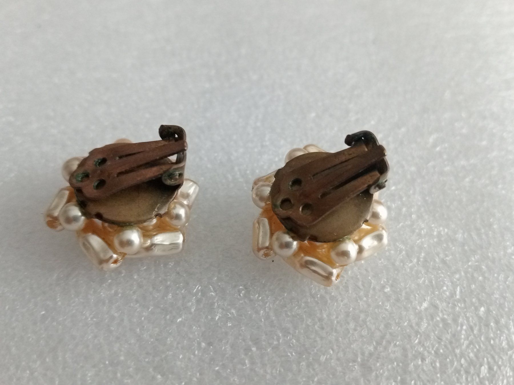 Ohrringe & -stecker: Wunderschöne alte Perlen Ohrclip, Anschpruchsvolle – Gebraucht aus Zürich von sendbad 3