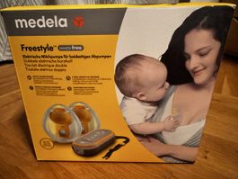 Medela freestyle breast pump top condition + extra bags