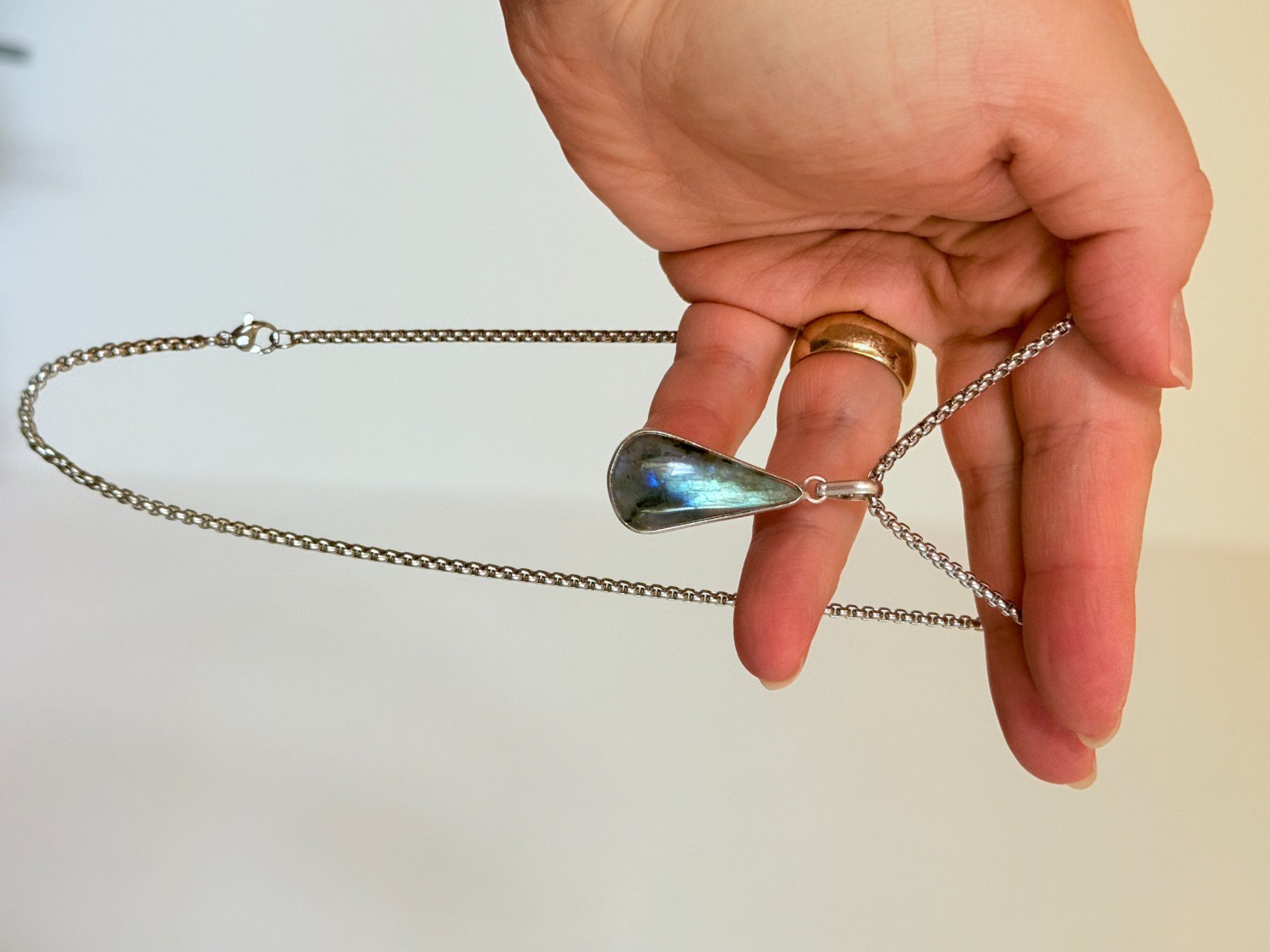 Ketten: Collier labradorite, élégant et tendance ✨ – Neu und originalverpackt aus Genève von AWWA 3