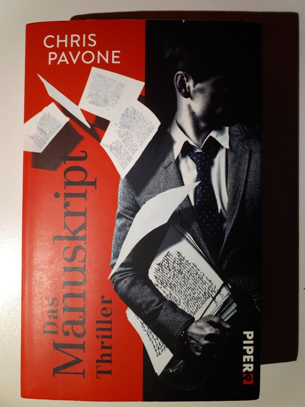 Libri: Chris Pavone: Das Manuskript – Usato da Dietikon venduto da Buchantiqdietikon