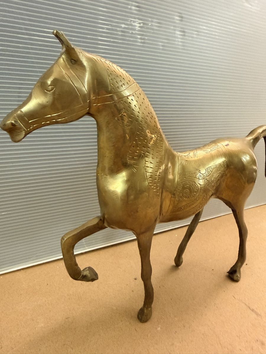 Sculture & Statue: Vintage-Pferdskulptur – Usato da Solothurn venduto da NUVICO