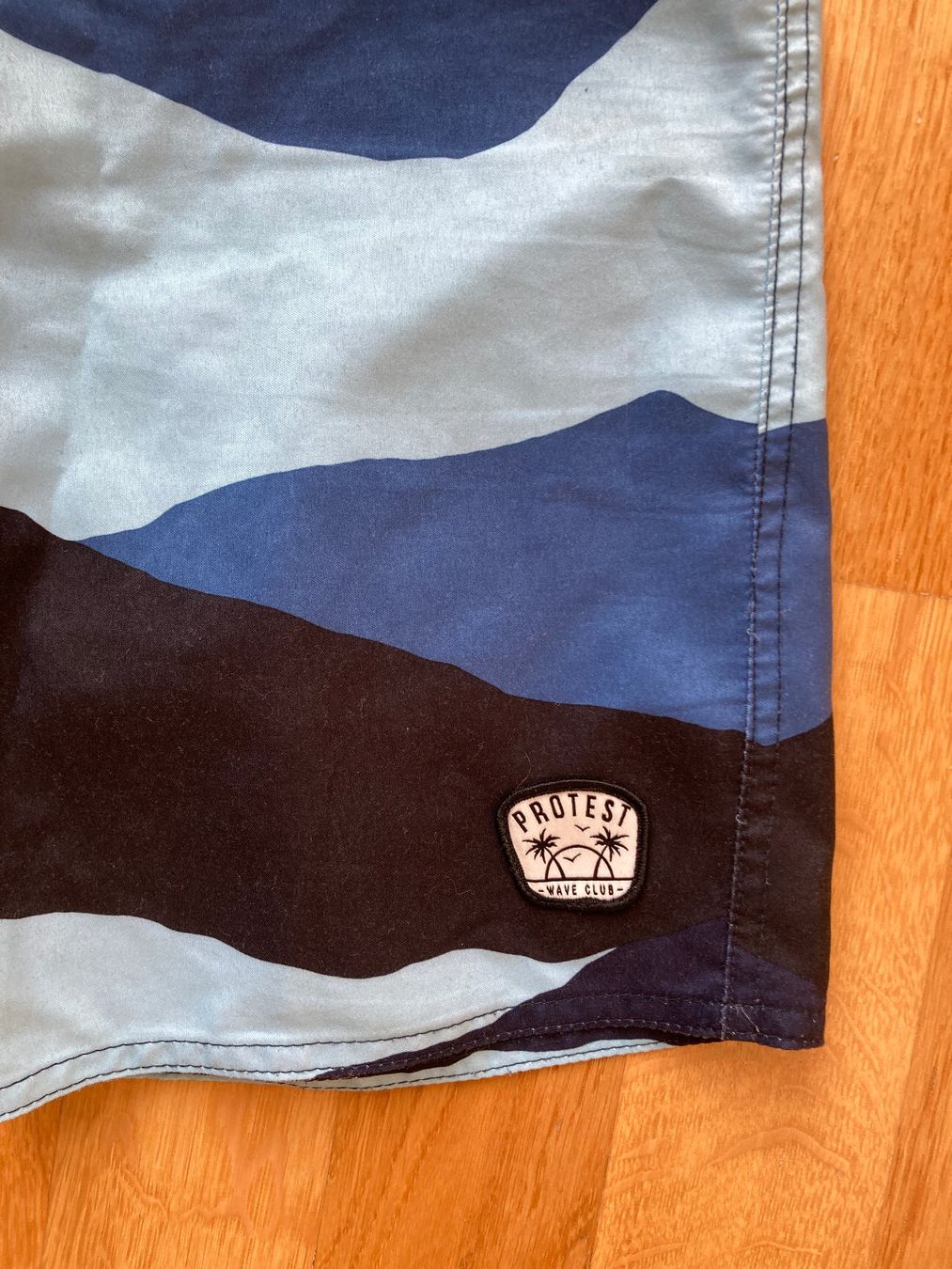 Protest Pantaloni: Badeshorts | Protest * Grösse 152 – Usato da Basel venduto da AufeinenBlick 2