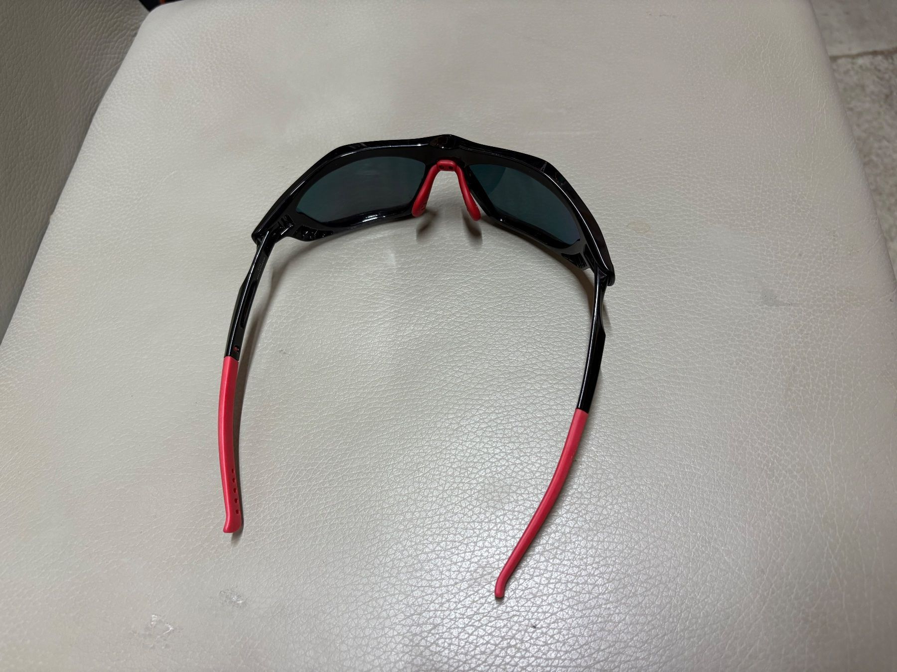 Uvex Occhiali & Lenti: Uvex Sonnenbrille – Usato da Oberentfelden venduto da dar_7gzv 1
