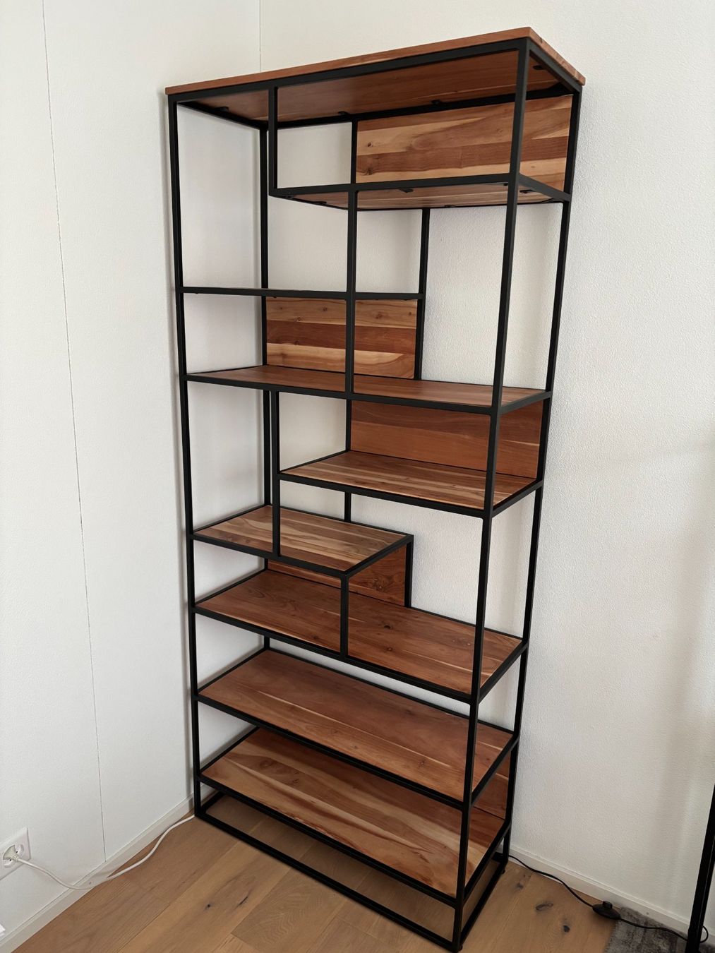 Pfister Scaffali: Regal Alvor – Usato da Horw venduto da chilvo5 1