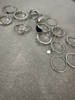 Set mit 13 Ringen silberfarben