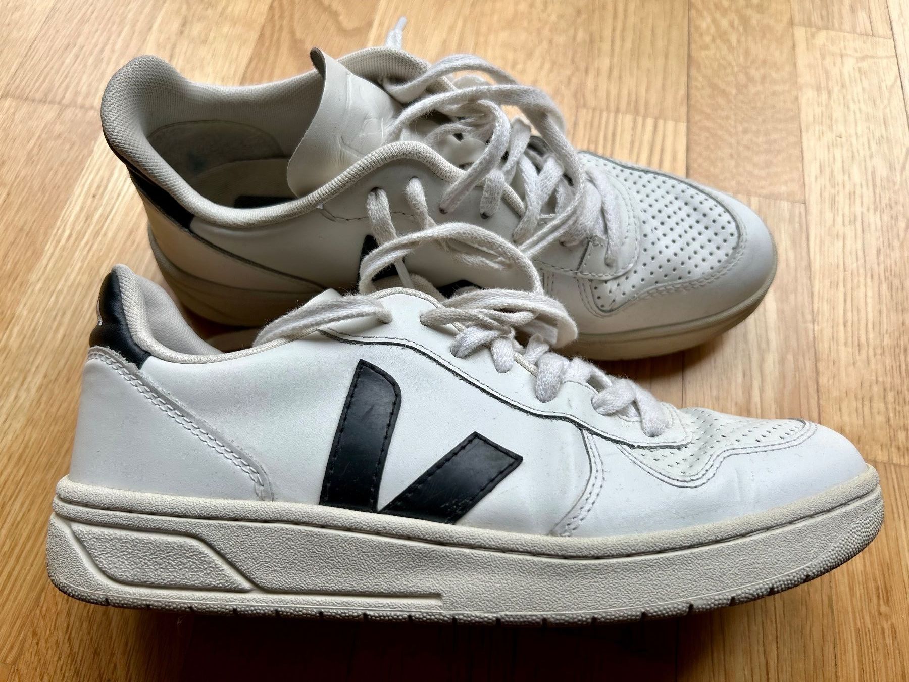 Veja Scarpe da donna: VEJA Sneaker, Grösse 38 – Usato da Basel venduto da MyAn 1