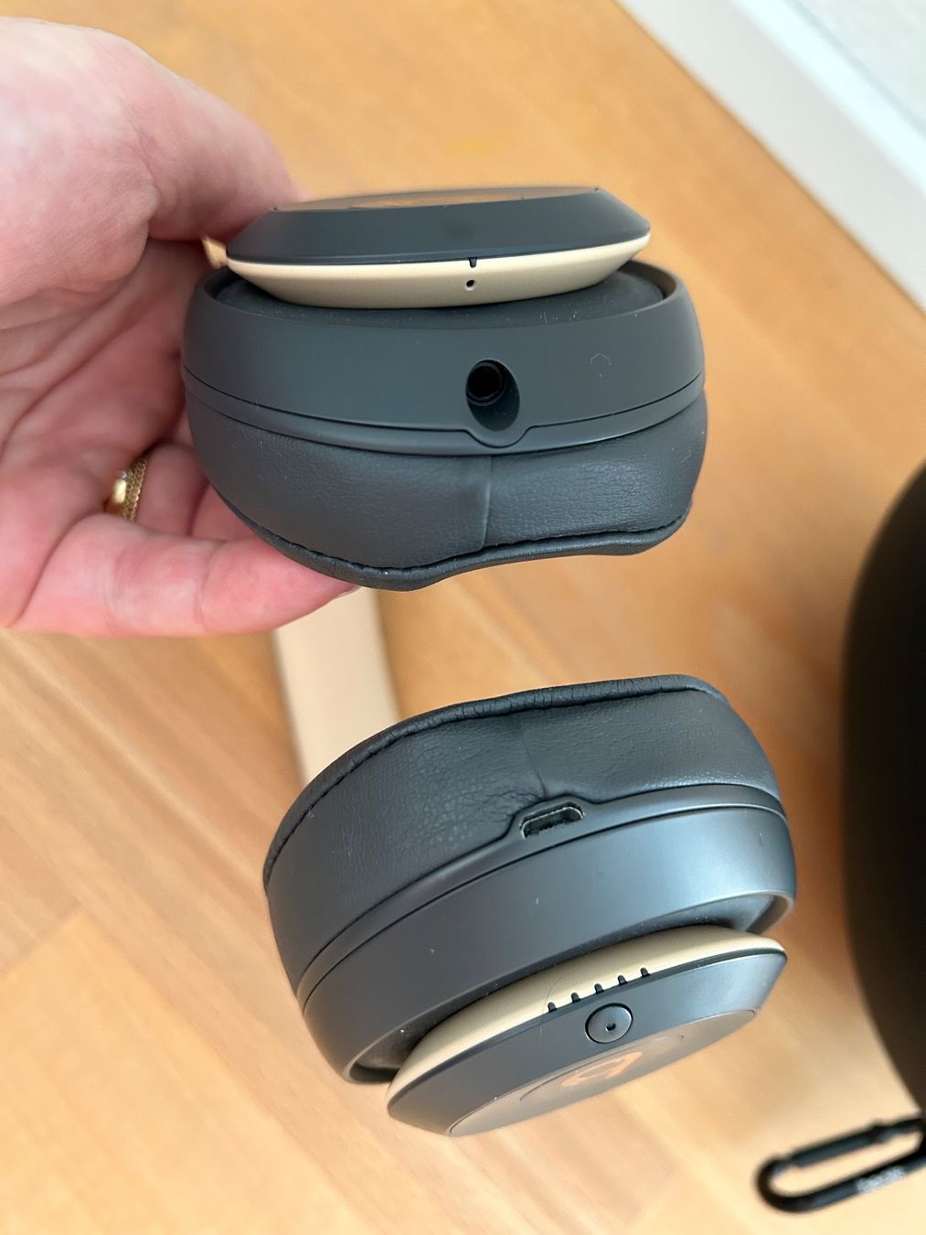 Beats Cuffie: Beats Kopfhörer Studio3 Wireless – Usato da Zürich venduto da predisha 6